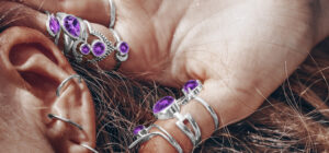 Read more about the article Gorgeous Hues: How Amethyst Jewelry Sets Off a Fashion Upheaval!