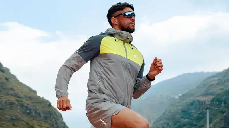 You are currently viewing Trailberg Clothing Bridging Performance and Aesthetics in Outdoor Apparel