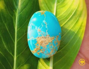 Read more about the article How to Choose the Right Turquoise Stone Piece for Your Style