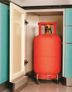 Read more about the article Kitchen Essential: 5 Bold Reasons Why an LPG Cylinder is Crucial