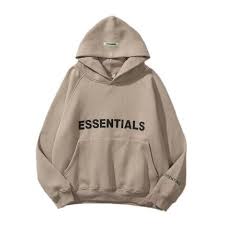 Read more about the article Travel in Style: Essentials Hoodie for the On-the-Go