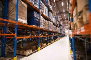 Read more about the article How Should You Arrange Racking for Warehouse?