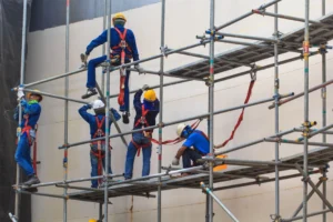 Read more about the article Scaffolding Rental NYC Contracts: What to Consider