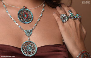 Read more about the article The Healing Benefits of Wearing Turquoise Jewelry Every Day