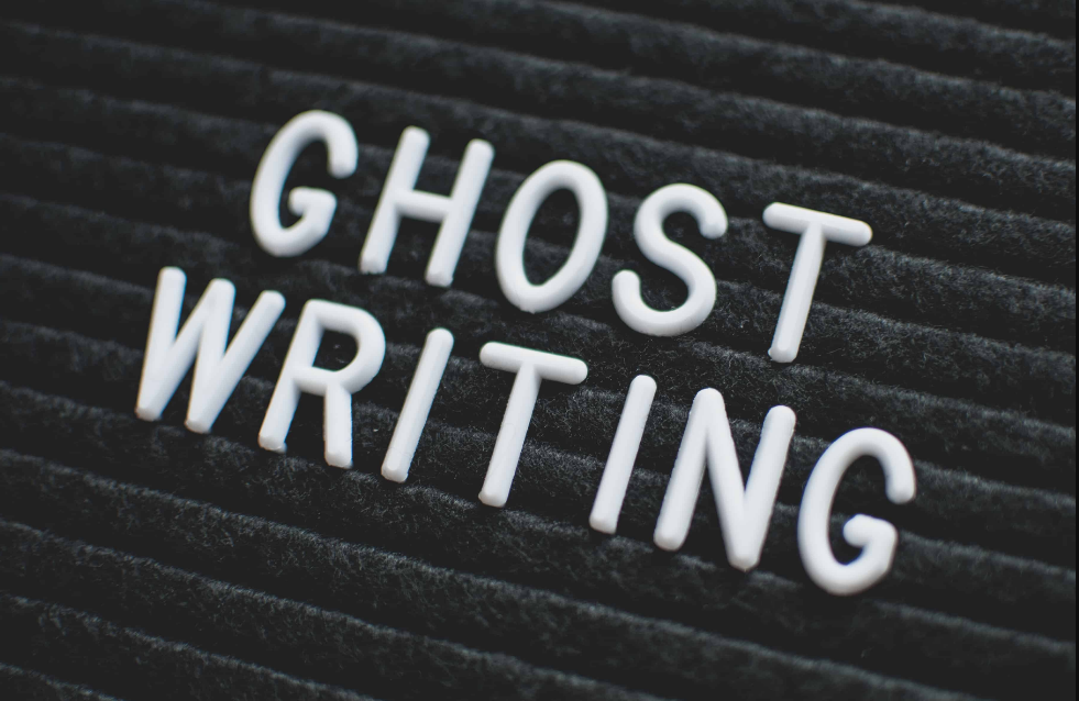 Read more about the article Whose Words Are These, Anyway? Navigating The World Of Ghostwriting With Skill And Secrecy