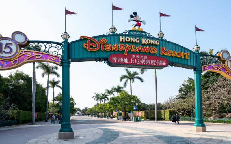 Read more about the article The comprehensive guide to Disneyland in Hong Kong