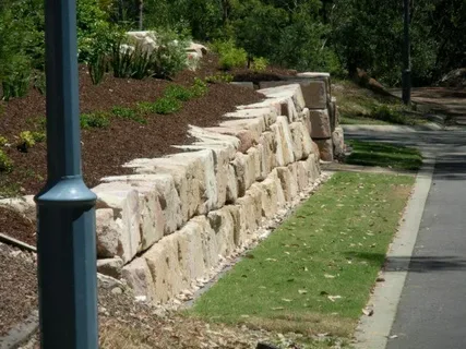 You are currently viewing Tips for Maintaining Rock Walls Brisbane Long-lasting Beauty.