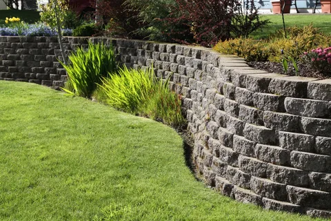 You are currently viewing Top Reasons to Install a Stone Retaining Wall Brisbane