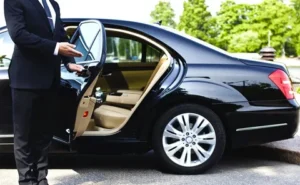 Read more about the article Exploring the Benefits of Hiring a Chauffeur Brisbane