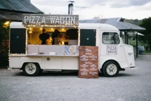 Read more about the article Pizza Food Truck Sydney: Ultimate Guide to Street Food