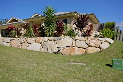 You are currently viewing Sturdy Boulder Retaining Walls Brisbane | Natural Beauty for You