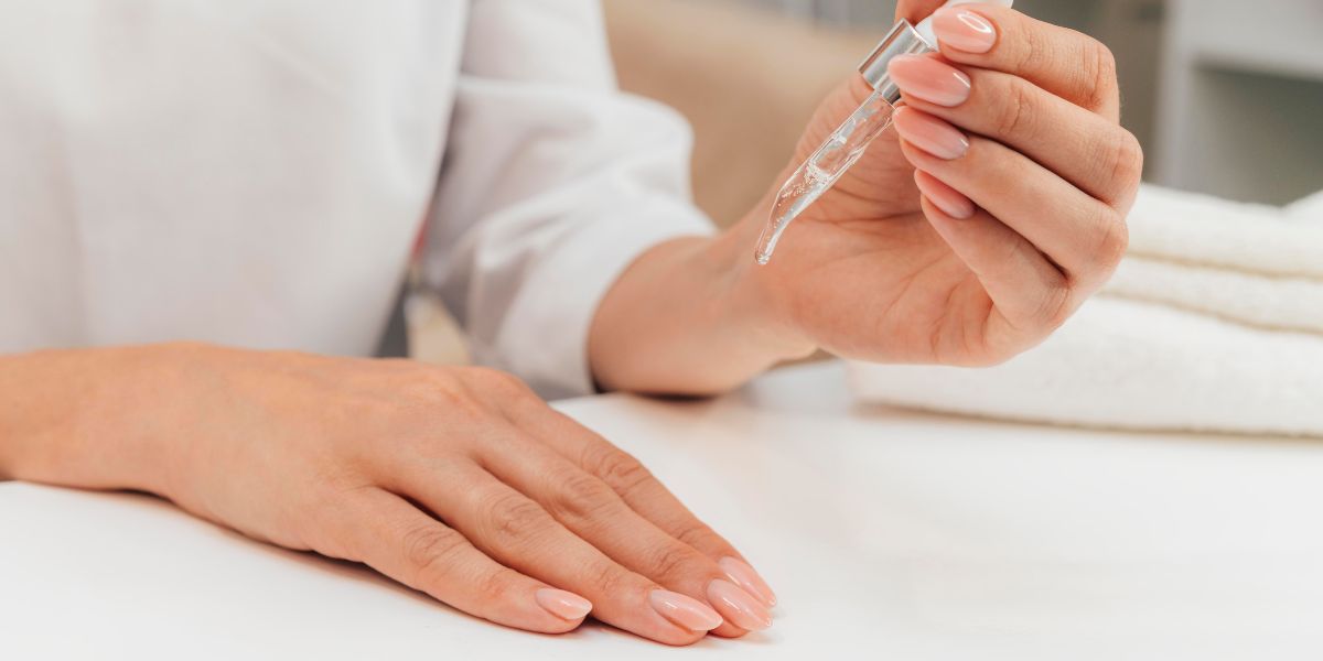 Read more about the article How to Make a Nail Polish Remover More Effective?