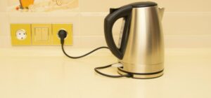 Read more about the article Is Your Electric Kettle Eco-Friendly? What to Look For