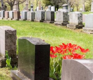 Read more about the article Uncover 7 Unique Headstones: Beautiful Designs to Remember