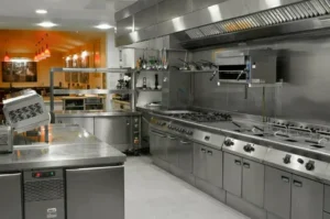 Read more about the article Restaurant Kitchen Equipment Guide: Essential kitchen Tools