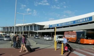 Read more about the article Transport Perth Airport to City | Easy & Comfortable Rides