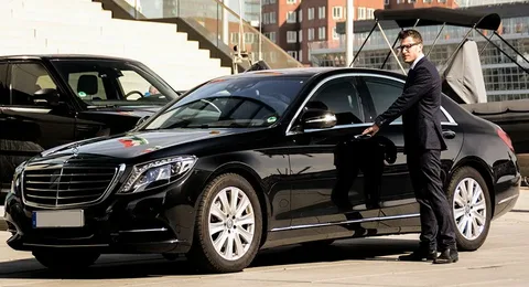 Read more about the article Yarra Chauffeurs: The Key to Stress-Free Airport Transfers