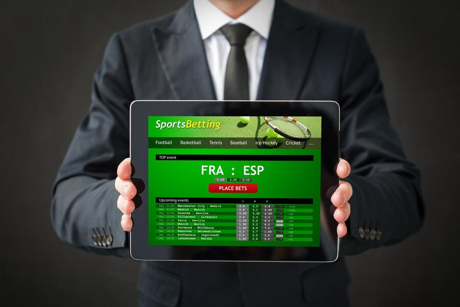 You are currently viewing How Sports Betting API Providers Enhance the Efficiency of Betting Software Development