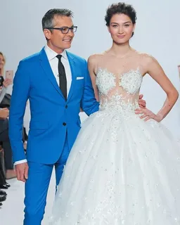 You are currently viewing Where to Buy Randy Fenoli Dresses: A Bride’s Shopping Guide